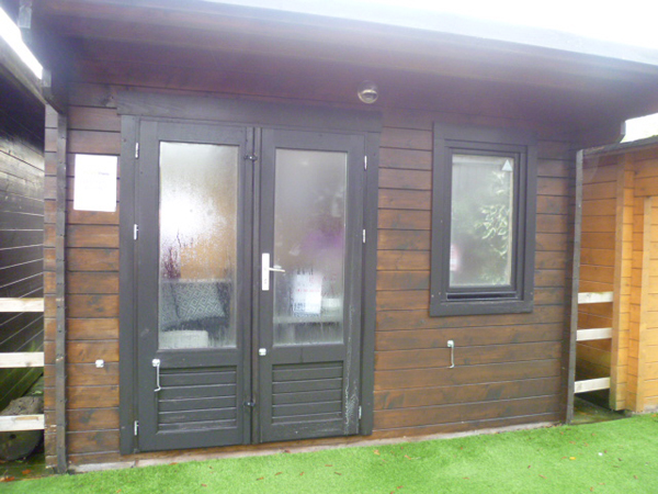 cobham cabin (2) cobham cabin (2)